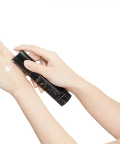 Alternative view of VT Cosmetics Black Truffle Reedle Shot 100 stangrinantis ir atgaivinantis veido serumas, 50 ml